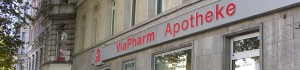 Außenansicht der Viapharm Apotheke Berlin